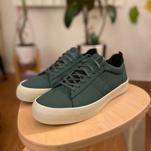 Huf skate shoes size 9 only worn once